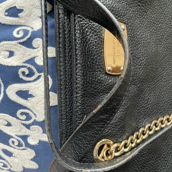 Michael Kors gold chain pebbled leather tote - Picture 5 of 13